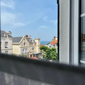Saint 2* Biarritz